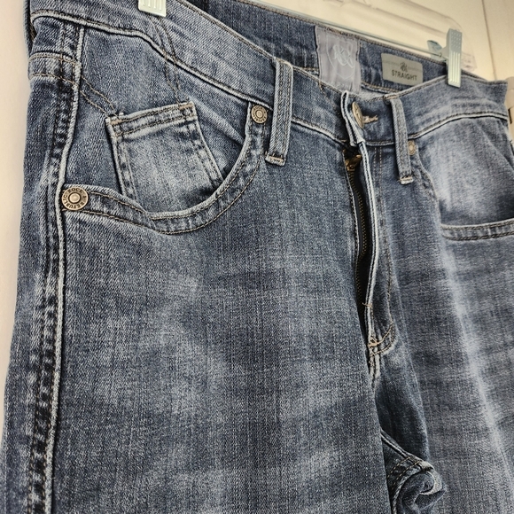 Rock & Republic Straight Jeans 32x32 - Picture 3 of 9